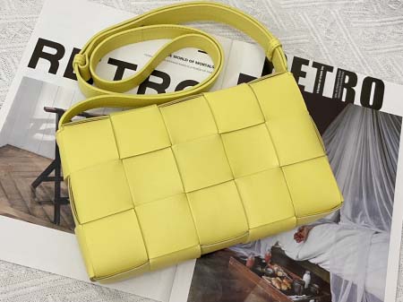 2025年7月9日入荷新作#Bottega Veneta  23x15x6 特価/人気/革/バッグ/AJ工場