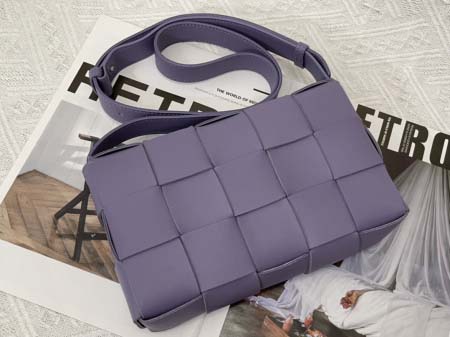 2025年7月9日入荷新作#Bottega Veneta  23x15x6特価/人気/革/バッグ/AJ工場