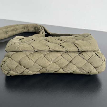 2025年7月9日入荷新作#Bottega Veneta  21x14x5特価/人気/革/バッグ/AJ工場