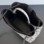 2025年7月7日入荷新作Bottega Veneta Andiamo743572    32x25x11  極品/正規品同様/人気/革/バッグ/AJ工場