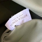 2025年7月7日入荷新作Bottega Veneta    763966  41x20.5x7.5  極品/正規品同様/人気/革/バッグ/AJ工場