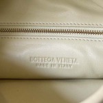 2025年7月7日入荷新作Bottega Veneta   763966  41x20.5x7.5  極品/正規品同様/人気/革/バッグ/AJ工場