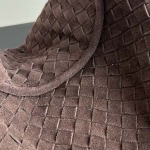2025年7月7日入荷新作Bottega Veneta   763970   54x24x13  極品/正規品同様/人気/革/バッグ/AJ工場