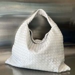 2025年7月7日入荷新作Bottega Veneta   763970   54x24x13  極品/正規品同様/人気/革/バッグ/AJ工場
