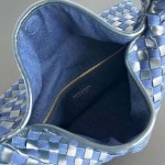 2025年7月7日入荷新作Bottega Veneta    795949   girl   54*24*13  極品/正規品同様/人気/革/バッグ/AJ工場