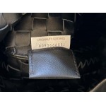 2025年7月7日入荷新作Bottega Veneta  SARDINE  716082    33x20x4   極品/正規品同様/人気/革/バッグ/AJ工場