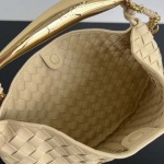 2025年7月7日入荷新作Bottega Veneta2024 SARDINE   776768  33x20x4   極品/正規品同様/人気/革/バッグ/AJ工場