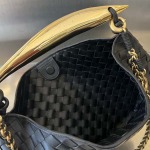 2025年7月7日入荷新作Bottega Veneta2024 SARDINE   776768  33x20x4   極品/正規品同様/人気/革/バッグ/AJ工場