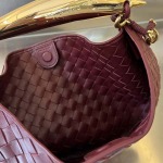 2025年7月7日入荷新作Bottega Veneta2024 SARDINE   776768  33x20x4   極品/正規品同様/人気/革/バッグ/AJ工場