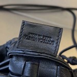 2025年7月7日入荷新作Bottega Veneta  SARDINE  744267    20x12x2.5    極品/正規品同様/人気/革/バッグ/AJ工場