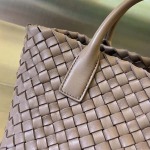 2025年7月7日入荷新作 Bottega Veneta Mini Cabat  709464   20x15x12   極品/正規品同様/人気/革/バッグ/AJ工場