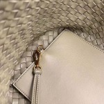 2025年7月7日入荷新作#BCabat608811  Logo  Bottega Veneta  51x45x20   極品/正規品同様/人気/革/バッグ/AJ工場
