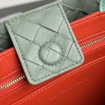 2025年7月7日入荷新作Bottega Veneta Andiamo   796605    29x18x10   極品/正規品同様/人気/革/バッグ/AJ工場