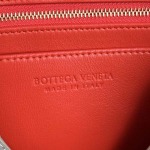 2025年7月7日入荷新作Bottega Veneta Andiamo   796605    29x18x10   極品/正規品同様/人気/革/バッグ/AJ工場