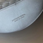 2025年7月7日入荷新作Bottega Veneta 2023Andiamo   743572   32.5x24x12  極品/正規品同様/人気/革/バッグ/AJ工場