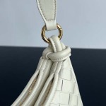 2025年7月7日入荷新作Bottega Veneta Gemelli  796638 Gemelli    26x15x8    極品/正規品同様/人気/革/バッグ/AJ工場