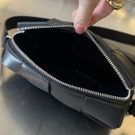 2025年7月7日入荷新作 730027  Bottega Veneta  20x15x5   極品/正規品同様/人気/革/バッグ/AJ工場