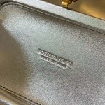 2025年7月7日入荷新作 Bottega Veneta Kont 717622  /   19*11.5*5P極品/正規品同様/人気/革/バッグ/AJ工場