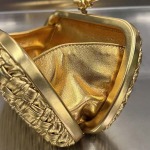 2025年7月7日入荷新作  Bottega Veneta Knot 717622   knotLogo  19x11.5x5   極品/正規品同様/人気/革/バッグ/AJ工場