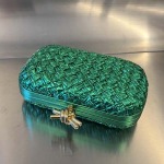 2025年7月7日入荷新作  Bottega Veneta Knot 717622  knotLogo  20x12x5.5   極品/正規品同様/人気/革/バッグ/AJ工場