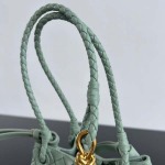 2025年7月7日入荷新作  Bottega Venetaintrecciato  mini   Bottega Veneta  knot   796569 Size21X17X16.5cm  極品/正規品同様/人気/革/バッグ/AJ工場