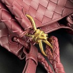 2025年7月7日入荷新作  Bottega Venetaintrecciato  mini   Bottega Veneta  knot   796569 Size21X17X16.5cm  極品/正規品同様/人気/革/バッグ/AJ工場