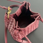 2025年7月7日入荷新作  Bottega Venetaintrecciato  mini   Bottega Veneta  knot   796569 Size21X17X16.5cm  極品/正規品同様/人気/革/バッグ/AJ工場