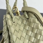 2025年7月7日入荷新作  Bottega Venetaintrecciato  mini   Bottega Veneta  knot   796569 Size21X17X16.5cm  極品/正規品同様/人気/革/バッグ/AJ工場