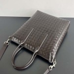 2025年7月7日入荷新作 Bottega Veneta新作 getaway    815783     SIZE:39x33.5x8.5 極品/正規品同様/人気/革/バッグ/AJ工場