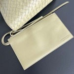 2025年7月7日入荷新作 Bottega Veneta 新作 小号Ciao Ciao  835835     SIZE:26x19x10.5 極品/正規品同様/人気/革/バッグ/AJ工場