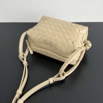 2025年7月7日入荷新作BV新作  Loop   796615   Size：19X12X9cm 極品/正規品同様/人気/革/バッグ/AJ工場