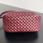 2025年7月7日入荷新作 Bottega Veneta 新作    805739     SIZE:23*11*8 極品/正規品同様/人気/革/バッグ/AJ工場