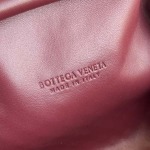 2025年7月7日入荷新作 Bottega Veneta 新作Lauren 1980    804038    SIZE:27x15x極品/正規品同様/人気/革/バッグ/AJ工場