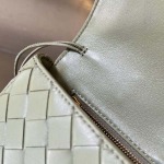 2025年7月7日入荷新作 Bottega Veneta Clutch    741511      SIZE:31x13x3 極品/正規品同様/人気/革/バッグ/AJ工場