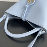 2025年7月7日入荷新作 Bottega Veneta 25早春新作Liberta    806038      SIZE:30x18x18 極品/正規品同様/人気/革/バッグ/AJ工場