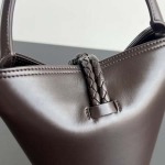 2025年7月7日入荷新作 Bottega Veneta 25早春新作Liberta    815244       SIZE:22x18x15 極品/正規品同様/人気/革/バッグ/AJ工場
