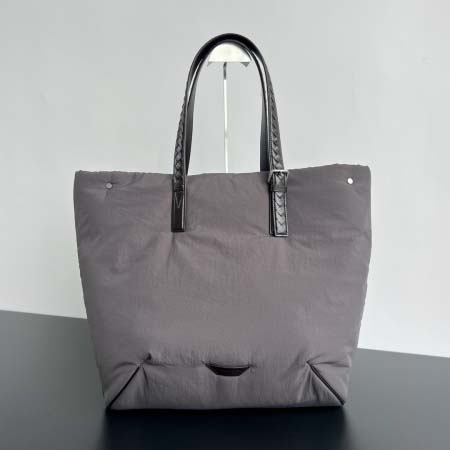 2025年7月8日入荷新作Bv776201tote  int...