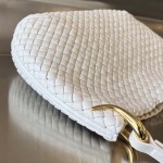 2025年7月8日入荷新作#Bottega Veneta   2023Clicker 730969  bottega      38x25x10極品/正規品同様/人気/革/バッグ/AJ工場