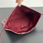 2025年7月8日入荷新作#Bottega Veneta     Dustbag 796728   32x23 極品/正規品同様/人気/革/バッグ/AJ工場