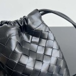 2025年7月8日入荷新作#Bottega Veneta     Dustbag 796728   32x23 極品/正規品同様/人気/革/バッグ/AJ工場