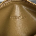 2025年7月8日入荷新作#Bottega Veneta  Wallace 776781     17x13.5x5.3   極品/正規品同様/人気/革/バッグ/AJ工場