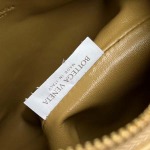 2025年7月8日入荷新作#Bottega Veneta  Wallace 776781     17x13.5x5.3   極品/正規品同様/人気/革/バッグ/AJ工場