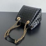 2025年7月9日入荷新作#Bottega Veneta  817175  Size21X17X16.5cm 極品/正規品同様/人気/革/バッグ/AJ工場
