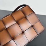 2025年7月9日入荷新作#Bottega Veneta  CASSETTE  Urban leather  size23x15極品/正規品同様/人気/革/バッグ/AJ工場