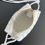 2025年7月9日入荷新作#Bottega Veneta  723547 17x10x6 極品/正規品同様/人気/革/バッグ/AJ工場