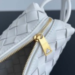 2025年7月9日入荷新作#Bottega Veneta  723547 17x10x6 極品/正規品同様/人気/革/バッグ/AJ工場