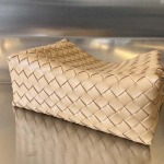2025年7月9日入荷新作#Bottega Veneta 680256 25x18x11 P極品/正規品同様/人気/革/バッグ/AJ工場