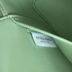 2025年7月9日入荷新作#Bottega Veneta  Vanity Case 789109 22x12.5x5 極品/正規品同様/人気/革/バッグ/AJ工場