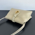 2025年7月9日入荷新作#Bottega Veneta  24 806030 Small Liberta Size27.5*16*6cm  極品/正規品同様/人気/革/バッグ/AJ工場