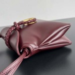 2025年7月9日入荷新作#Bottega Veneta  Baby Liberta  826147  Liberta Size24*15.5*5cm 極品/正規品同様/人気/革/バッグ/AJ工場